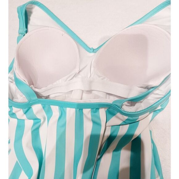 KONA SOL Plus-size turquoise and white striped V-neck Women's Size 18W - Picture 6 of 9